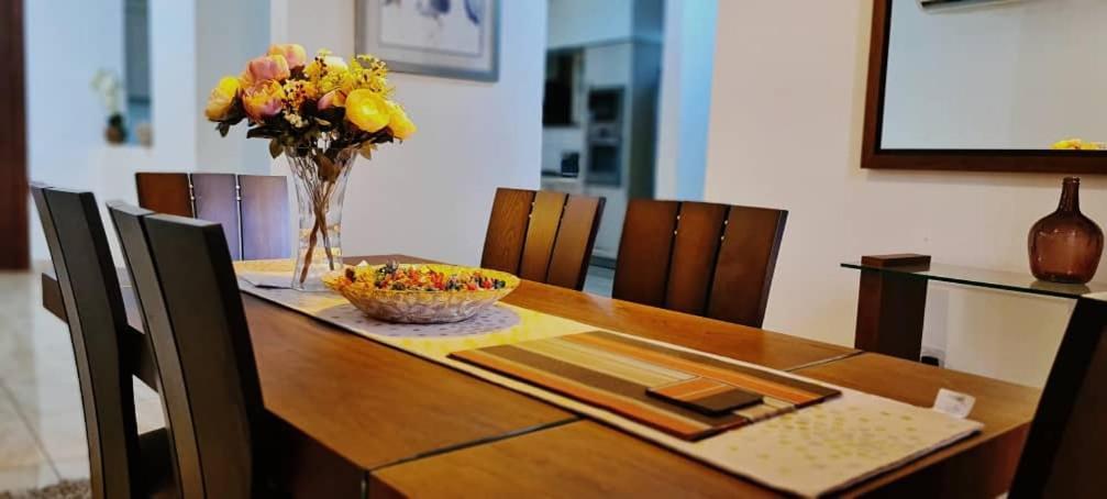 Bertha'S Court D-Plus Apartments Dzorwulu Екстериор снимка