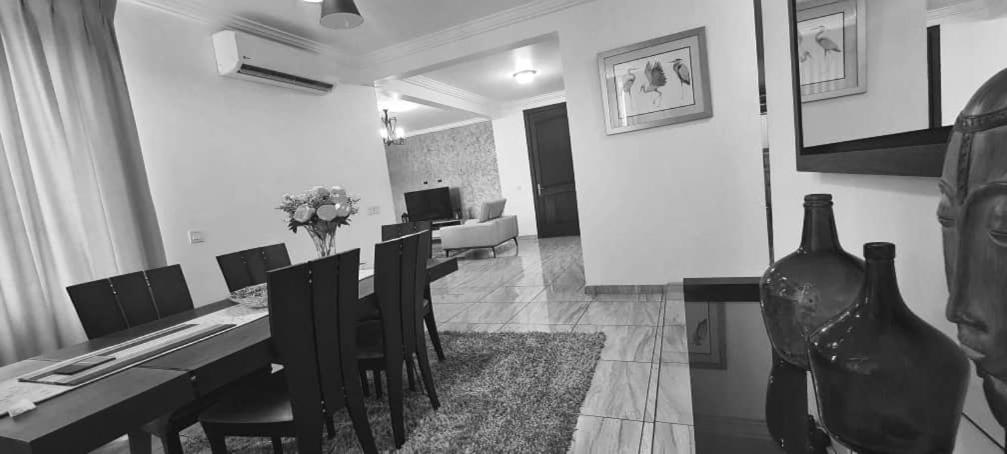 Bertha'S Court D-Plus Apartments Dzorwulu Екстериор снимка