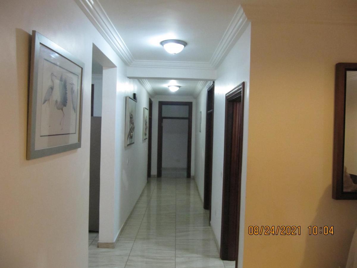 Bertha'S Court D-Plus Apartments Dzorwulu Екстериор снимка