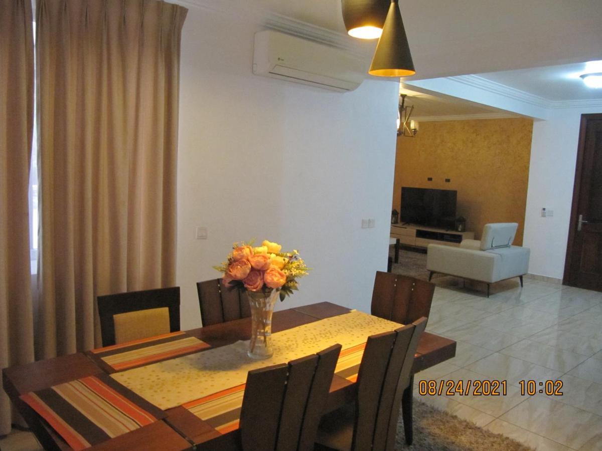 Bertha'S Court D-Plus Apartments Dzorwulu Екстериор снимка