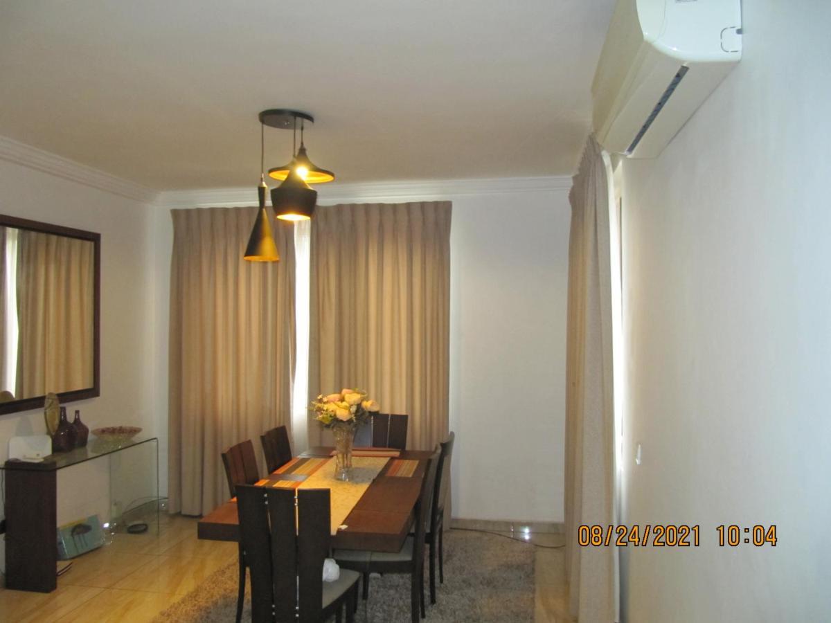 Bertha'S Court D-Plus Apartments Dzorwulu Екстериор снимка