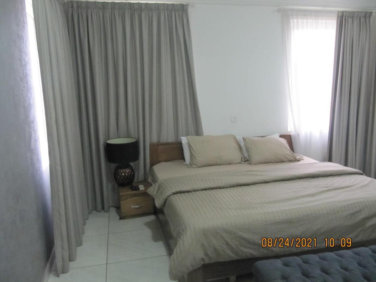 Bertha'S Court D-Plus Apartments Dzorwulu Екстериор снимка