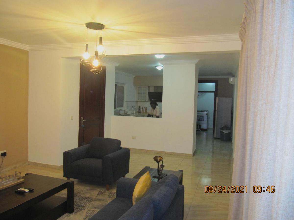 Bertha'S Court D-Plus Apartments Dzorwulu Екстериор снимка